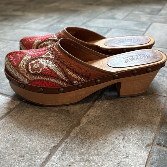 Carlos by Carlos Santana boho clogs size 7 GUC - Picture 4 of 8
